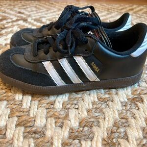 Nike Sambas, Youth Size 4, Black and white